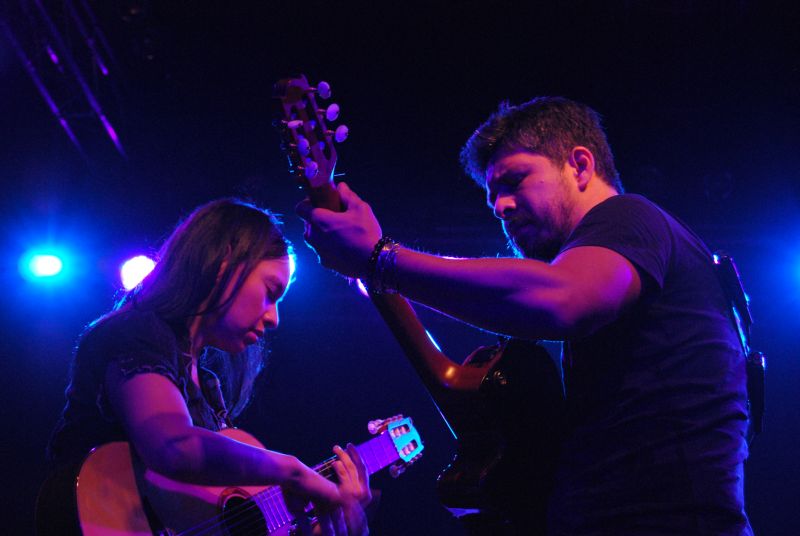 Rodrigo y Gabriela Liva at Magazzini Generali 2011