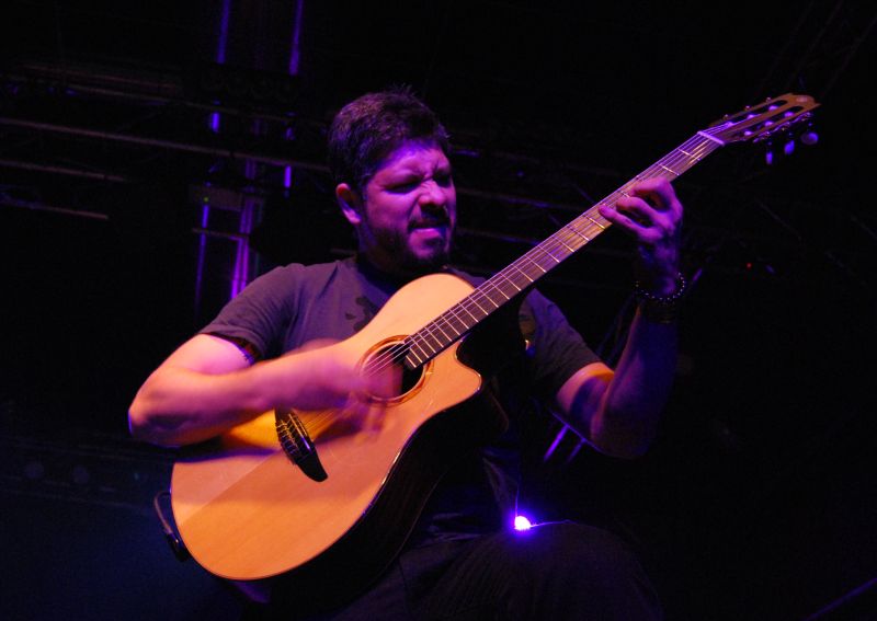 Rodrigo y Gabriela Liva at Magazzini Generali 2011